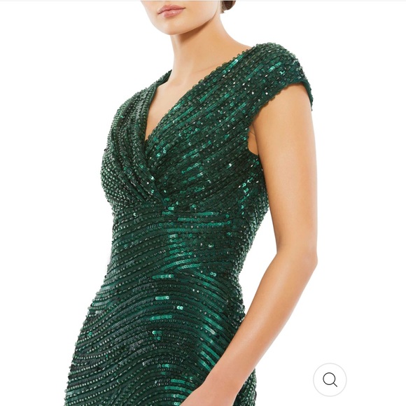 NWT Mac Duggal Cap 5441 Sleeve Sequined Evening Gown in Forest Green Size 14W - Picture 2 of 11